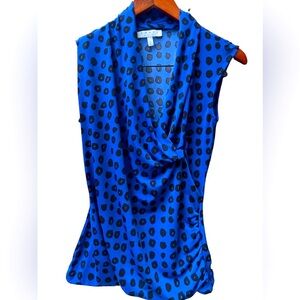 🔥💙Chaus NY sleeveless blouse royal blue/black size S. Ruching to flatter!